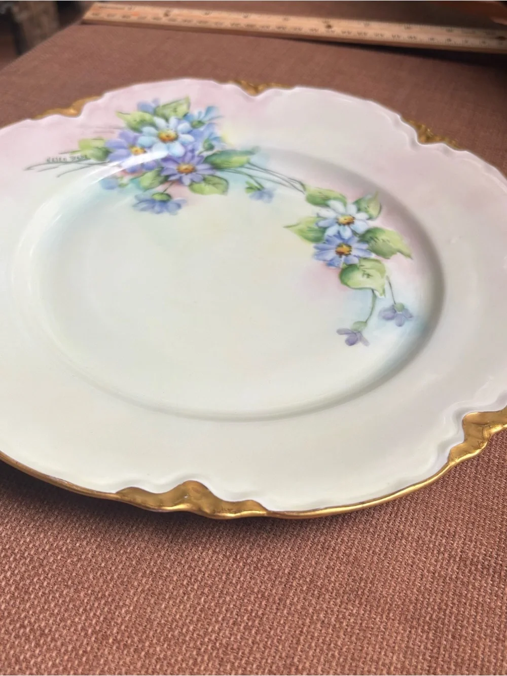 Antique Hutschenreuther Selb Bavaria Hand Painted Floral Plate Artist Signed